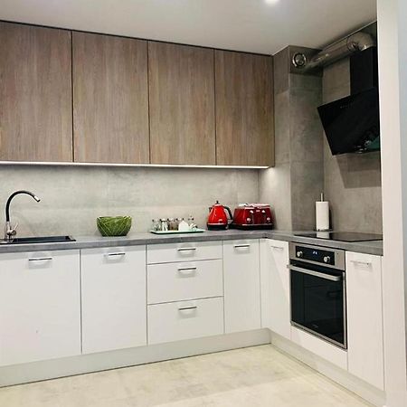 Apartament Moniuszko Z Parkingiem Podziemnym Гожув-Велькопольски Экстерьер фото